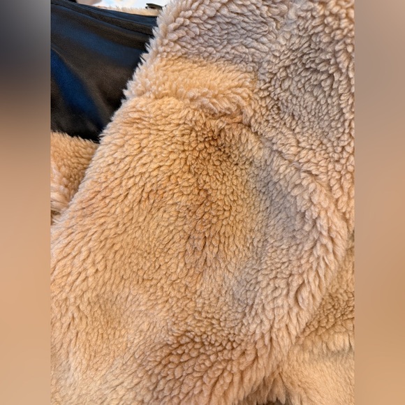 Anine Bing Ryder fur jacket size medium - Picture 14 of 17